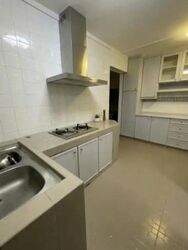 Blk 542 Serangoon North Avenue 4 (Serangoon), HDB Executive #635589051